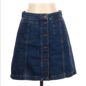 TOPSHOP Moto A-line button down denim mini skirt size L (W34)